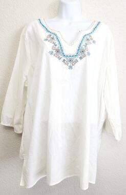 Victoria Jones Cream Blue Tan Embroidered Bodice Peasant Top 2X Plus NWOTS